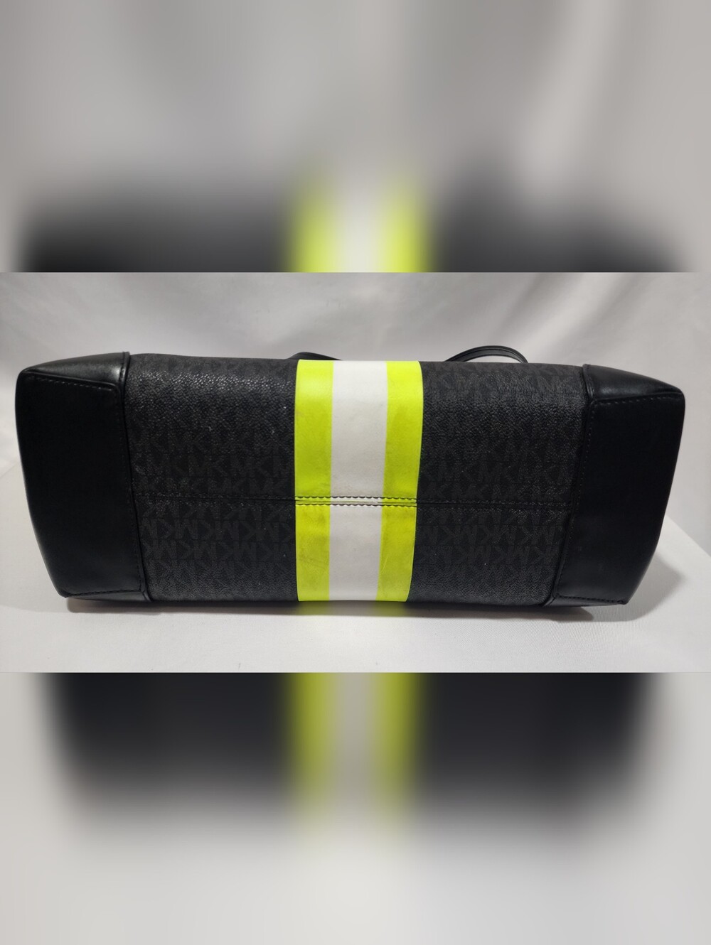 Michael Kors Eva Large Tote  Neon Yellow Stripe - Picture 8 of 16